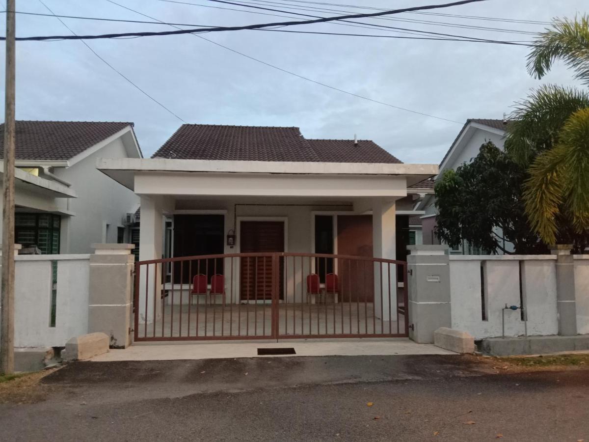 Friendly Homestay Малакка Экстерьер фото